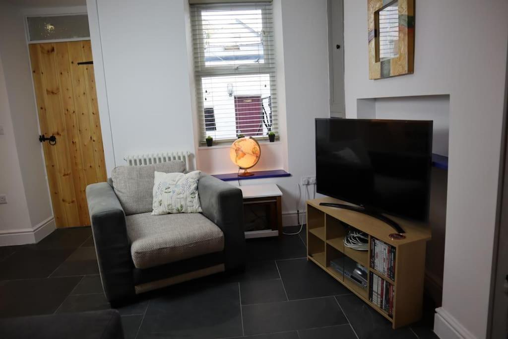 Dol Bach - Your Homely Welsh Cottage In The Heart Of Snowdonia Blaenau Ffestiniog Kültér fotó