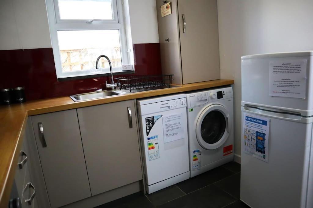 Dol Bach - Your Homely Welsh Cottage In The Heart Of Snowdonia Blaenau Ffestiniog Kültér fotó